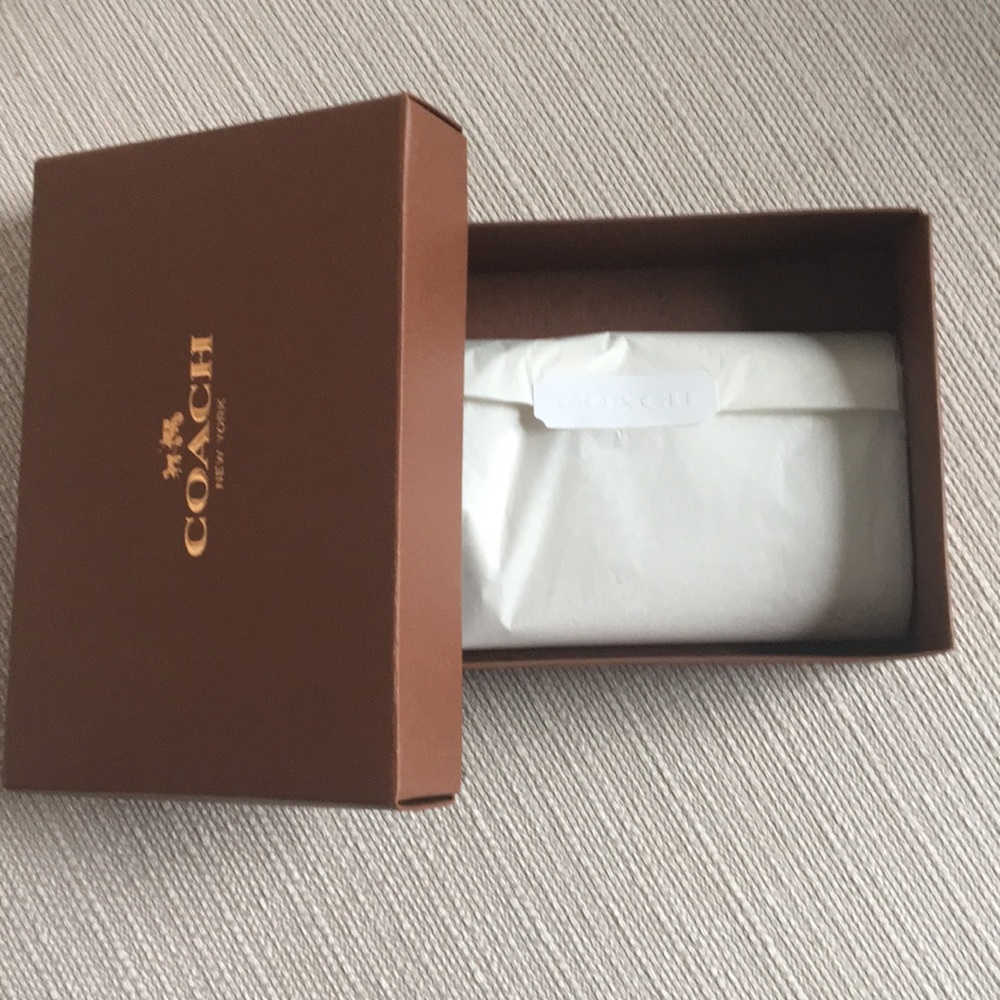 Authentic Coach Wallet - Picture 3 of 3